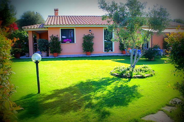 Il Melograno Di Nora Bed & Breakfast พูลา ภายนอก รูปภาพ