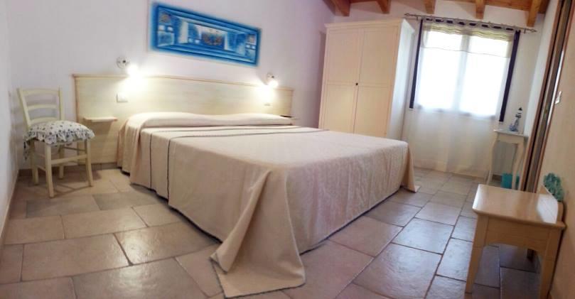 Il Melograno Di Nora Bed & Breakfast พูลา ภายนอก รูปภาพ